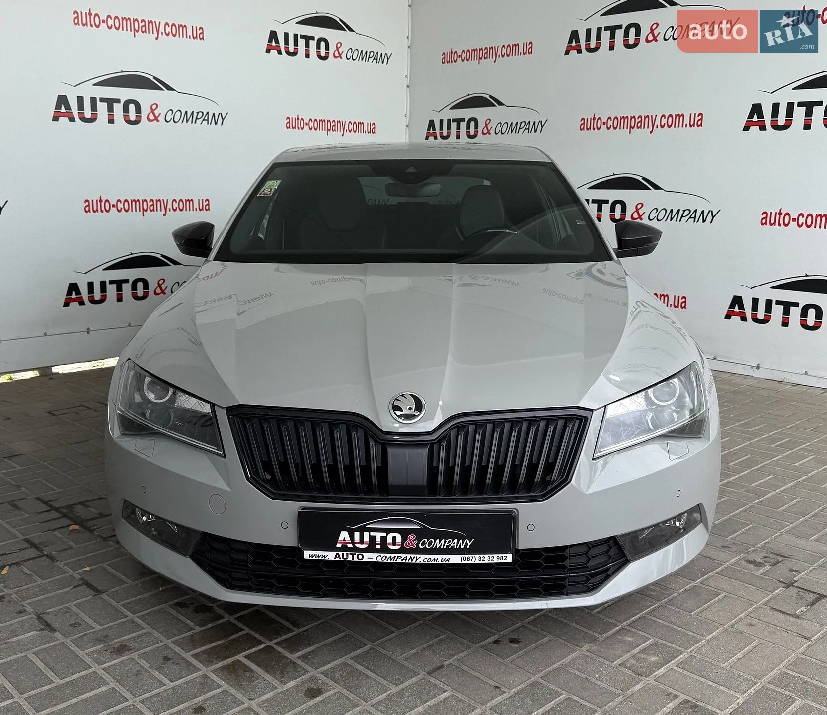 2018 Skoda Superb - мініатюра 2
