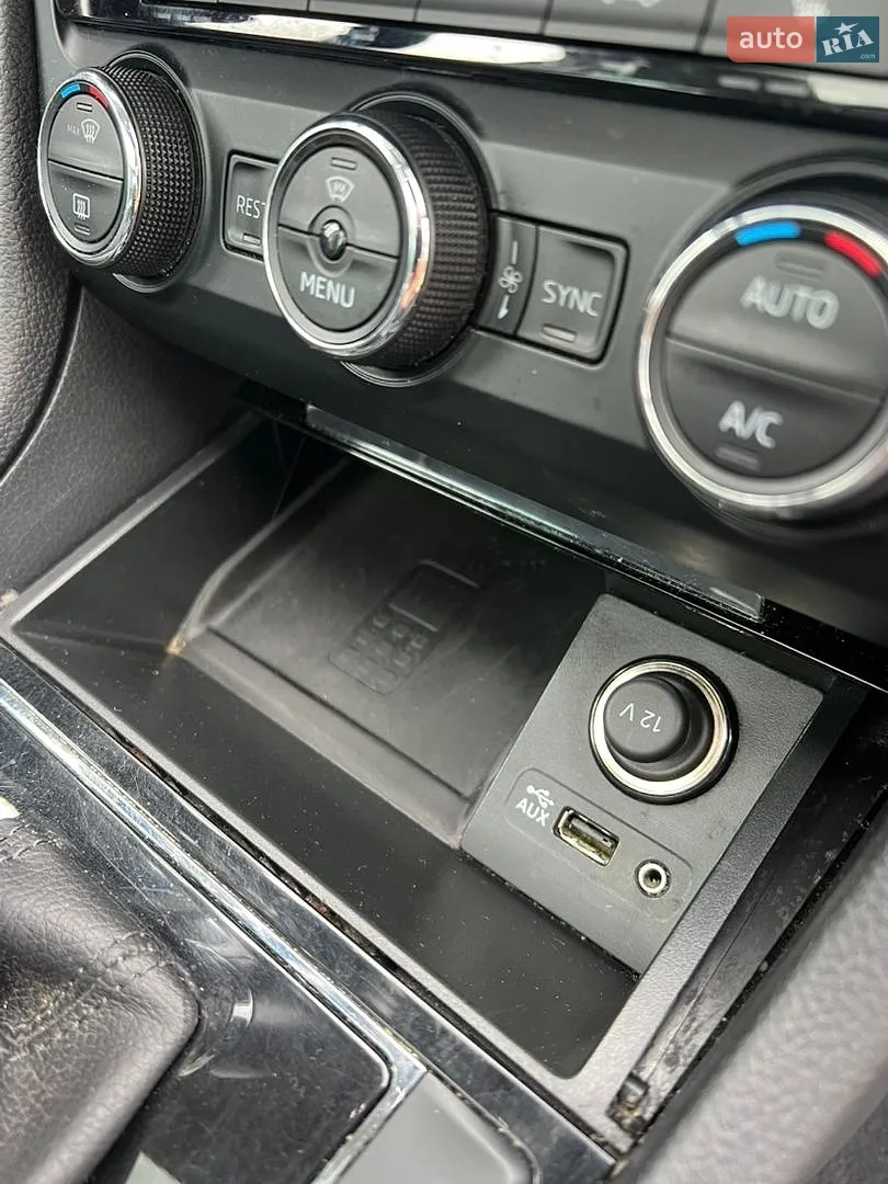 2016 Skoda Superb - мініатюра 15