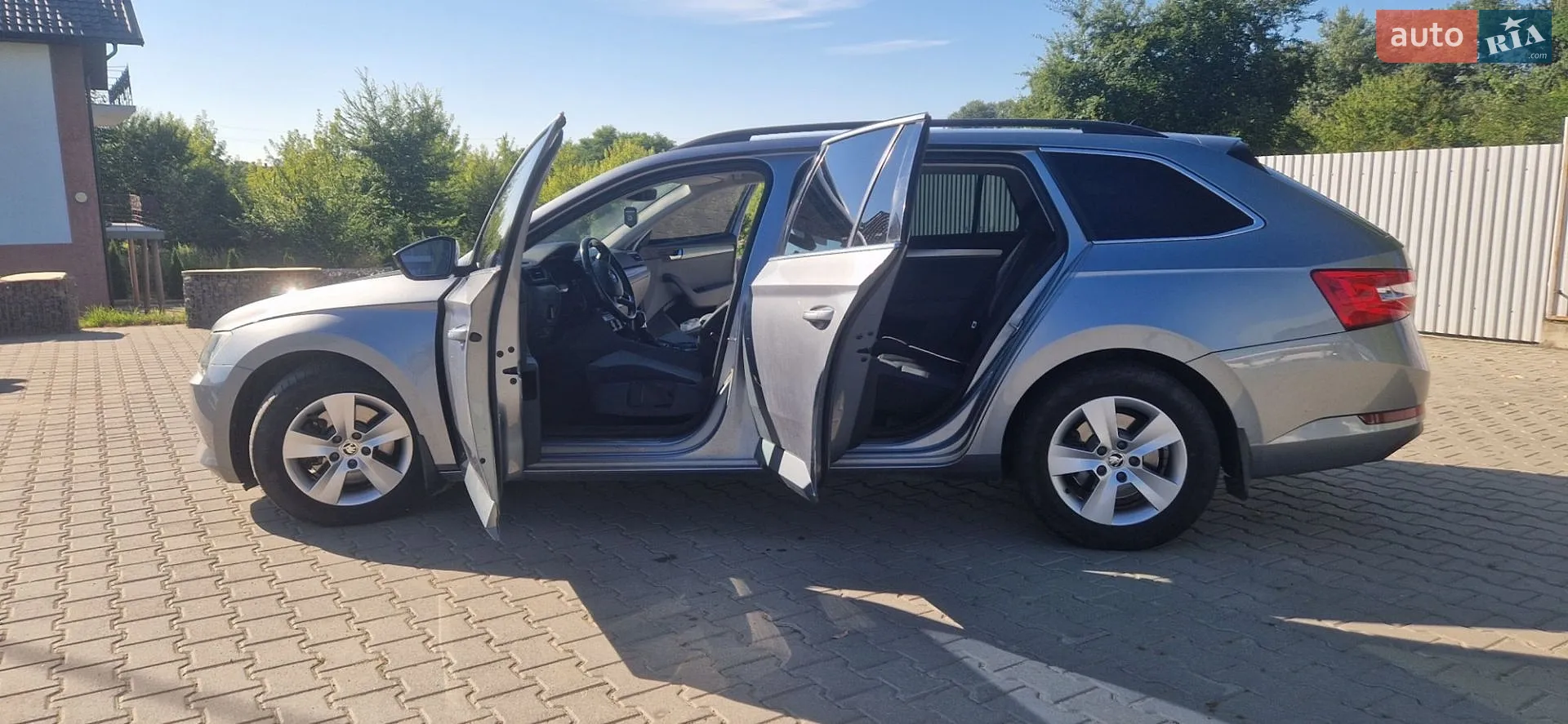 2016 Skoda Superb - мініатюра 12