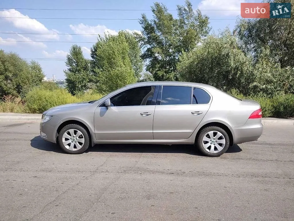 2013 Skoda Superb - мініатюра 10