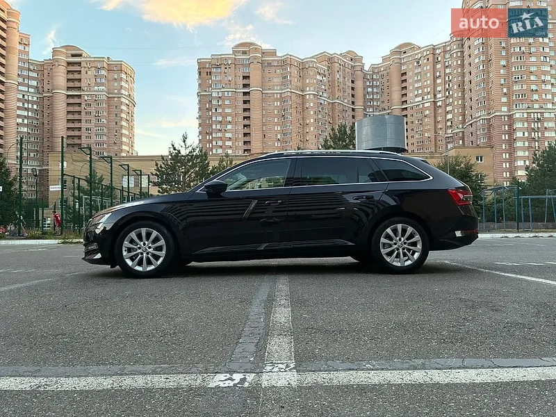 Skoda Superb 2022