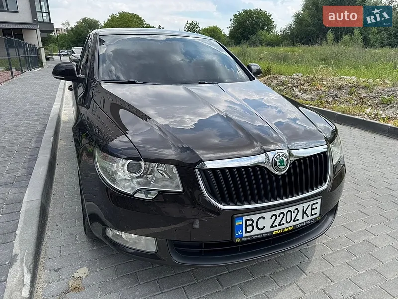 Skoda Superb 2012