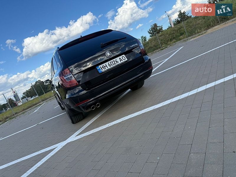 Універсал Skoda Superb 2013 в Одесі