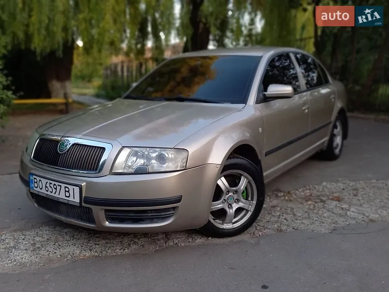 Skoda Superb 2004