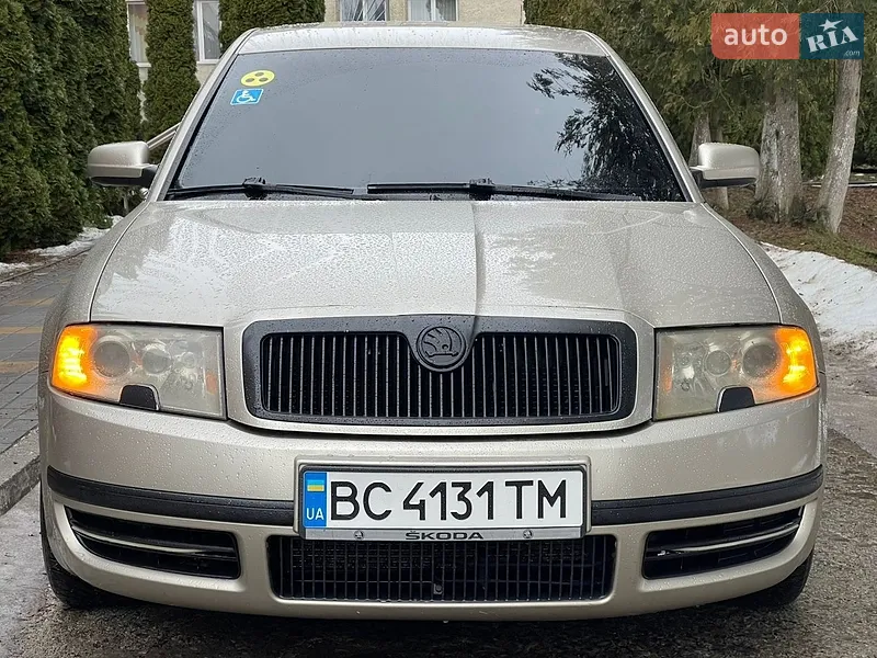 Skoda Superb 2005