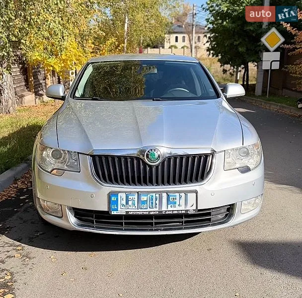 Skoda Superb 2012