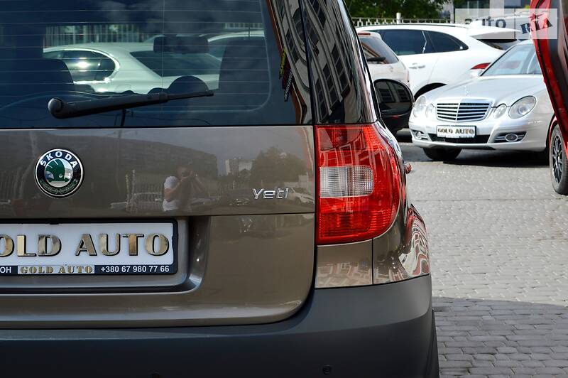 Універсал Skoda Yeti 2012 в Одесі