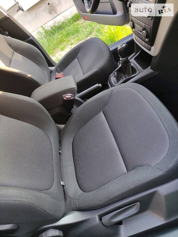 Внедорожник / Кроссовер Skoda Yeti 2013 в Дрогобыче