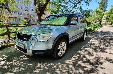 Внедорожник / Кроссовер Skoda Yeti 2013 в Киеве