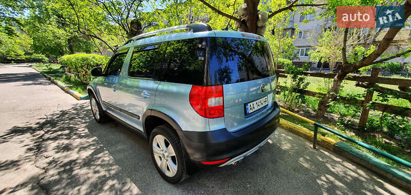 Позашляховик / Кросовер Skoda Yeti 2013 в Києві