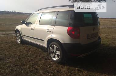 Внедорожник / Кроссовер Skoda Yeti 2012 в Ковеле