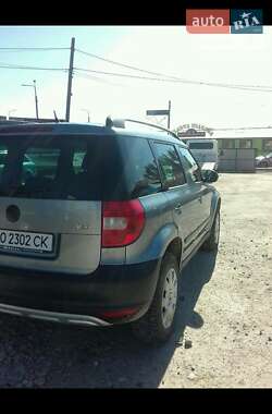 Внедорожник / Кроссовер Skoda Yeti 2010 в Подкамне