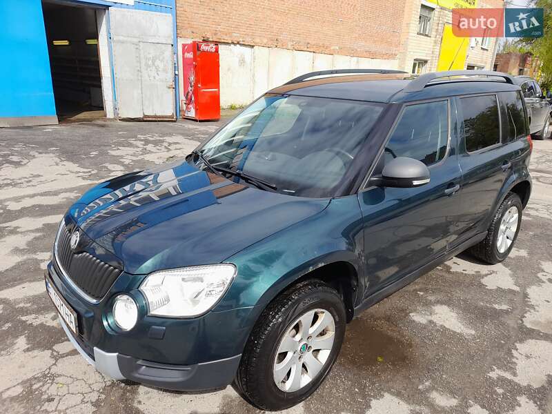 Внедорожник / Кроссовер Skoda Yeti 2010 в Полтаве