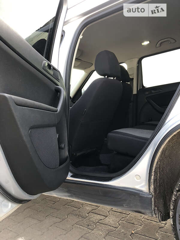 Позашляховик / Кросовер Skoda Yeti 2010 в Волочиську