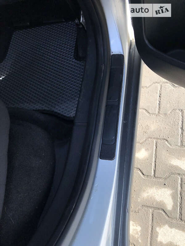 Позашляховик / Кросовер Skoda Yeti 2010 в Волочиську