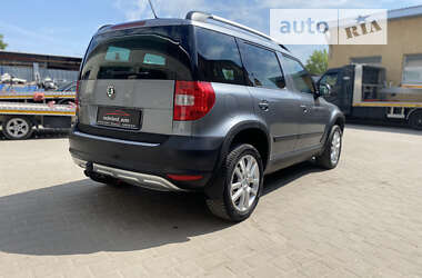 Позашляховик / Кросовер Skoda Yeti 2011 в 