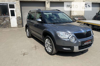 Позашляховик / Кросовер Skoda Yeti 2011 в 