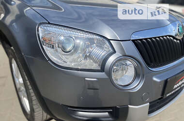 Позашляховик / Кросовер Skoda Yeti 2011 в 