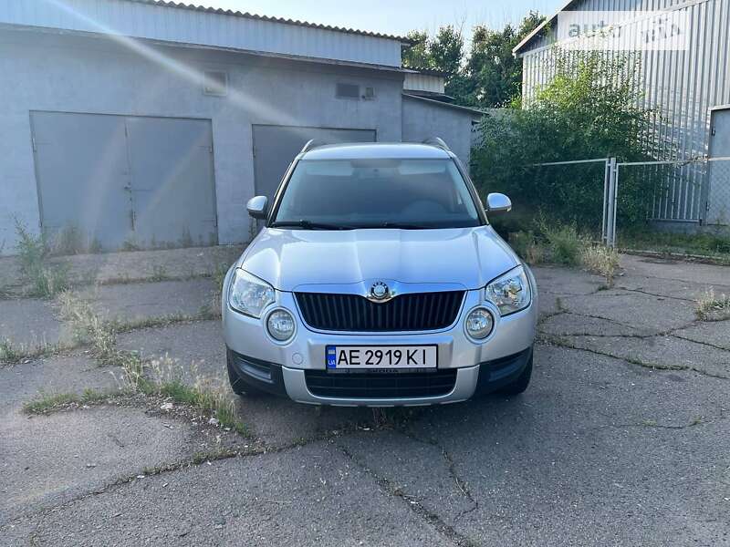 Внедорожник / Кроссовер Skoda Yeti 2009 в Кривом Роге