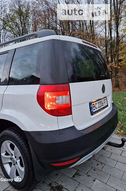 Внедорожник / Кроссовер Skoda Yeti 2009 в Долине