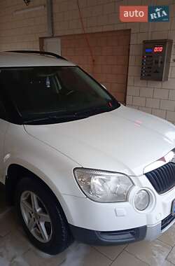 Позашляховик / Кросовер Skoda Yeti 2012 в Олевську