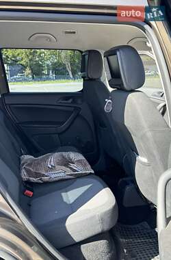 Внедорожник / Кроссовер Skoda Yeti 2012 в 