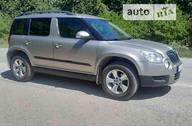 Внедорожник / Кроссовер Skoda Yeti 2012 в Дунаевцах