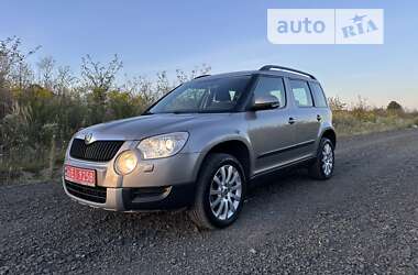 Позашляховик / Кросовер Skoda Yeti 2011 в Луцьку