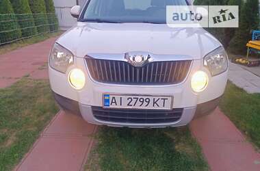 Внедорожник / Кроссовер Skoda Yeti 2010 в 
