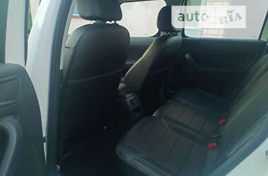 Внедорожник / Кроссовер Skoda Yeti 2010 в 