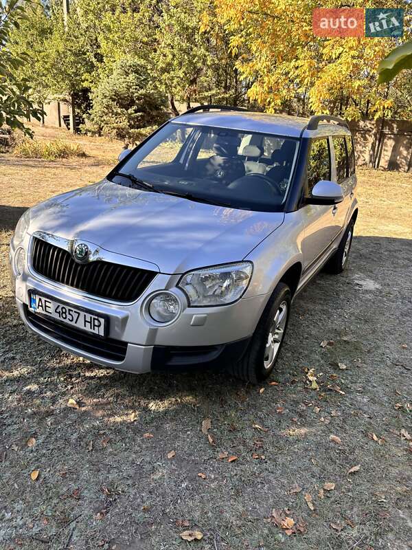 Позашляховик / Кросовер Skoda Yeti 2011 в Дніпрі