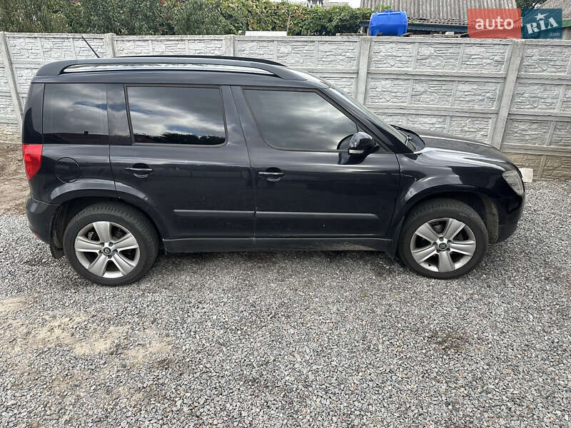 Внедорожник / Кроссовер Skoda Yeti 2011 в Кременчуге фото 3 Внедорожник / Кроссовер Skoda Yeti 2011 в Кременчуге