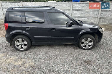 Внедорожник / Кроссовер Skoda Yeti 2011 в 