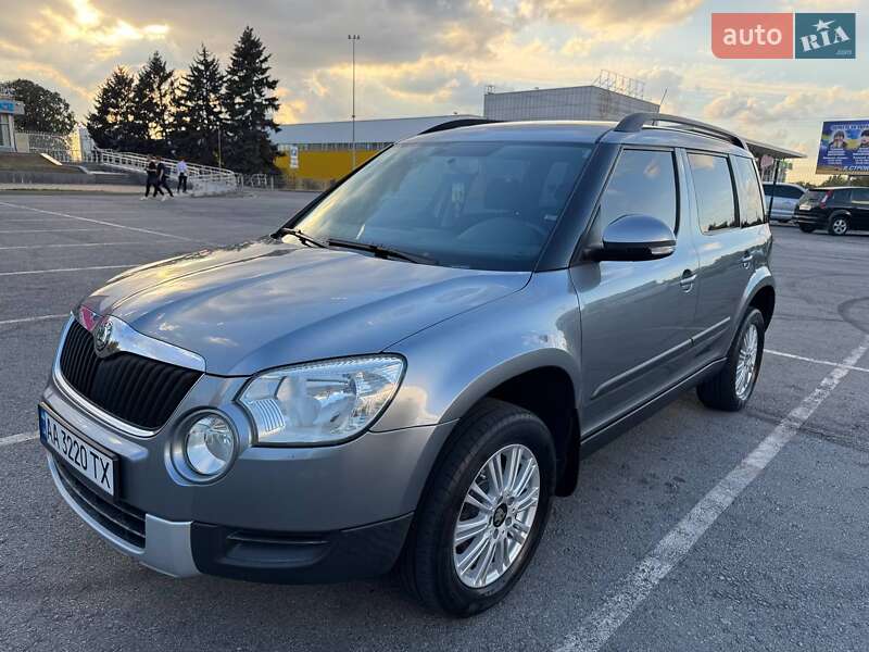 Внедорожник / Кроссовер Skoda Yeti 2009 в Запорожье