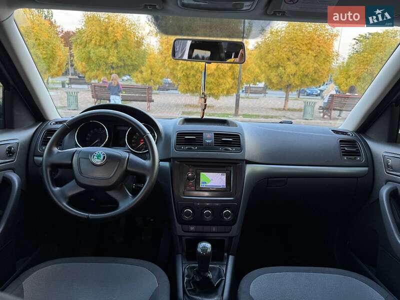 Внедорожник / Кроссовер Skoda Yeti 2009 в Запорожье
