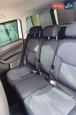 Внедорожник / Кроссовер Skoda Yeti 2011 в 