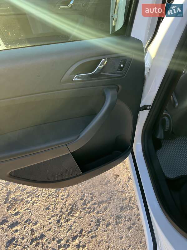 Внедорожник / Кроссовер Skoda Yeti 2014 в Каменец-Подольском фото 3 Внедорожник / Кроссовер Skoda Yeti 2014 в Каменец-Подольском