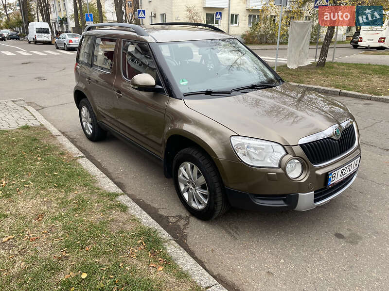 Позашляховик / Кросовер Skoda Yeti 2013 в Полтаві