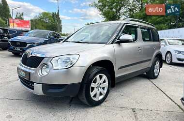 Позашляховик / Кросовер Skoda Yeti 2013 в Чернівцях