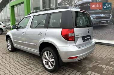 Позашляховик / Кросовер Skoda Yeti 2014 в 