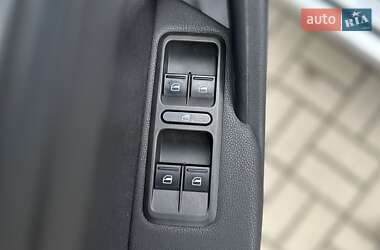 Позашляховик / Кросовер Skoda Yeti 2014 в 