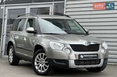 Позашляховик / Кросовер Skoda Yeti 2013 в Києві