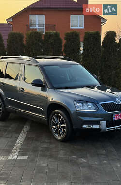 Внедорожник / Кроссовер Skoda Yeti 2015 в Луцке