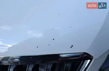 Внедорожник / Кроссовер Skoda Yeti 2015 в 