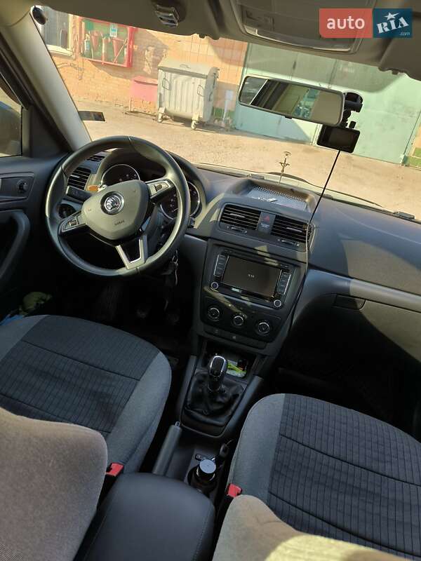 Внедорожник / Кроссовер Skoda Yeti 2012 в Звягеле фото 17 Внедорожник / Кроссовер Skoda Yeti 2012 в Звягеле