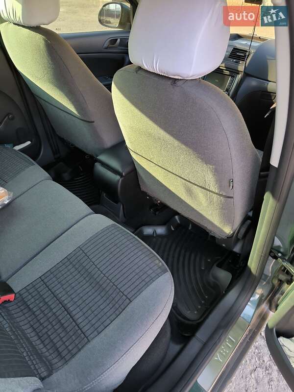 Внедорожник / Кроссовер Skoda Yeti 2012 в Звягеле фото 18 Внедорожник / Кроссовер Skoda Yeti 2012 в Звягеле