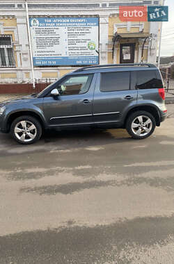 Внедорожник / Кроссовер Skoda Yeti 2016 в 