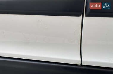 Позашляховик / Кросовер Skoda Yeti 2012 в 