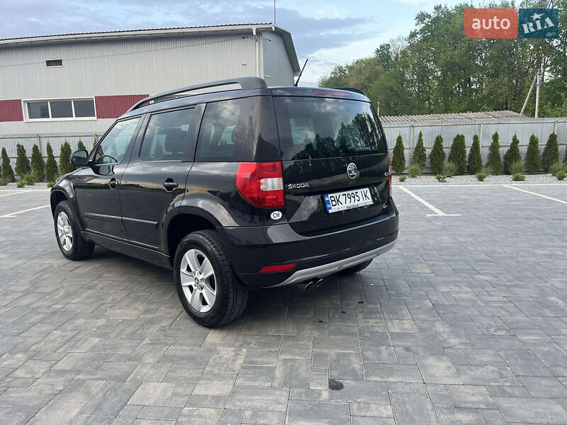 Внедорожник / Кроссовер Skoda Yeti 2013 в Луцке