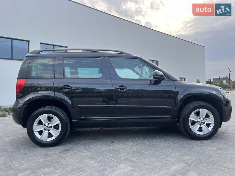 Внедорожник / Кроссовер Skoda Yeti 2013 в Луцке